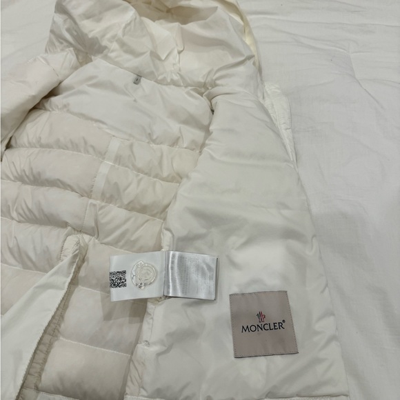 My daughter only used it a few times almost brand new - Picture 3 of 5